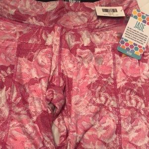 LulaRoe Jade Workout Pants - Medium